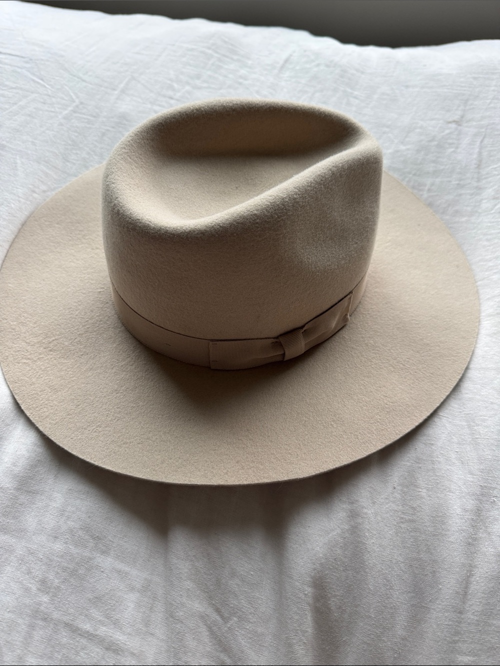 Ivory Cream Wide Brim Felt Fedora Hat